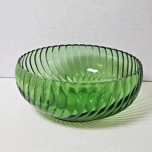 Vintage Deco Emerald Green Glass Spiral Optic Swirl Ribbed Serving Bowl 8" MCM